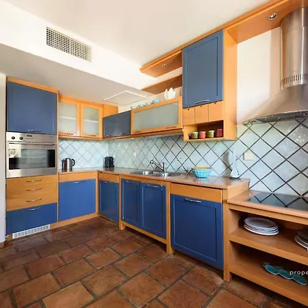 6br With Private Pool, 4 Baths & Garden -padma