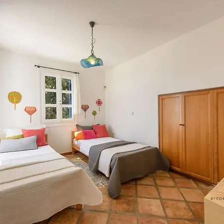 6br With Private Pool, 4 Baths & Garden -padma *