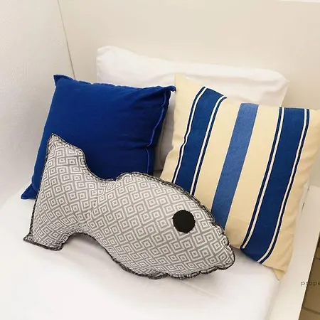 6br With Private Pool, 4 Baths & Garden -padma Angairia