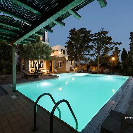 6br With Private Pool, 4 Baths & Garden -padma Angairia