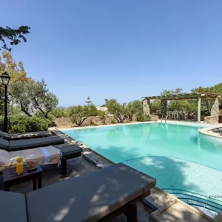 6br With Private Pool, 4 Baths & Garden -padma Apartment