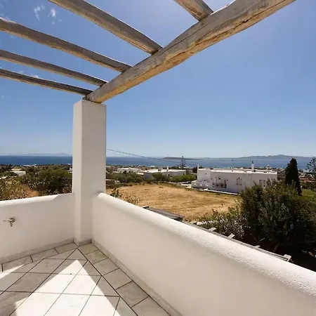 Apartment 6br With Private Pool, 4 Baths & Garden -padma