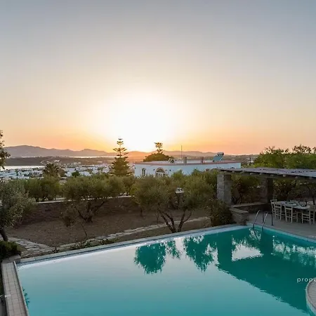 Apartment 6br With Private Pool, 4 Baths & Garden -padma Angairia