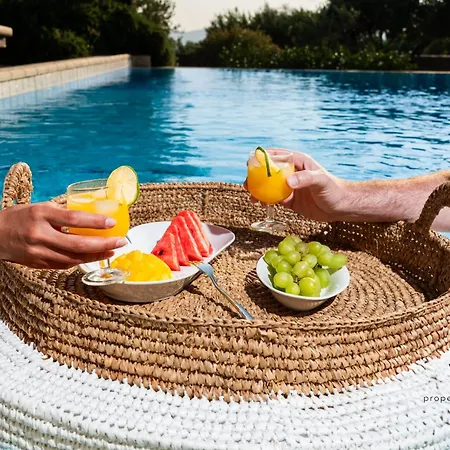 6br With Private Pool, 4 Baths & Garden -padma