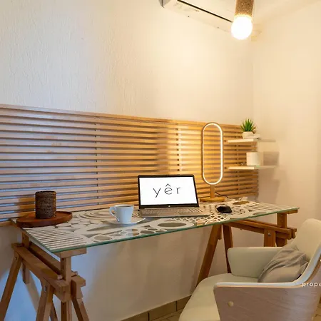 6br With Private Pool, 4 Baths & Garden -padma Apartment Angairia